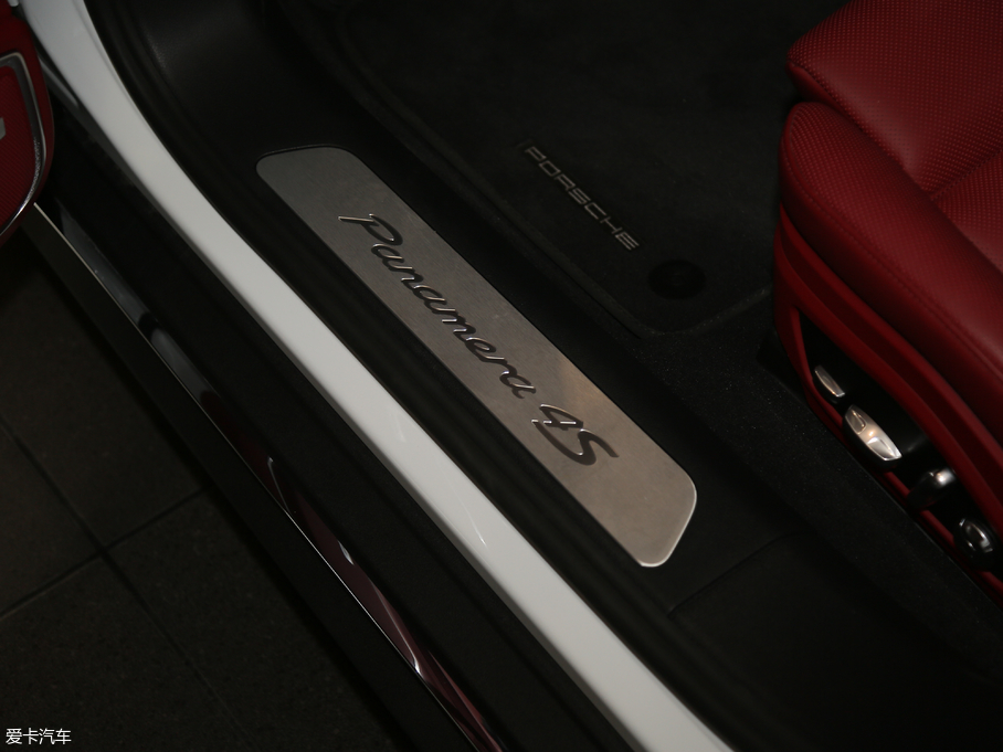 2017��Panamera 4S �������L��