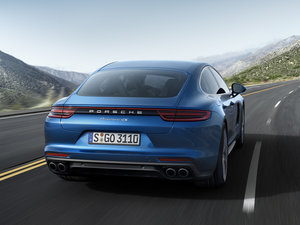 2017��4S ���w���^