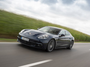 2017��4S ���w���^