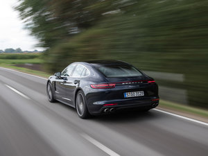 2017��4S ���w���^