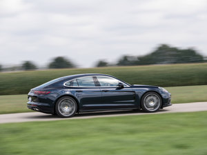 2017��4S ���w���^