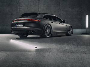 2017Turbo Sport Turismo w^