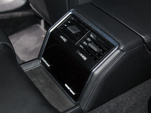 2017Turbo Sport Turismo п؅^