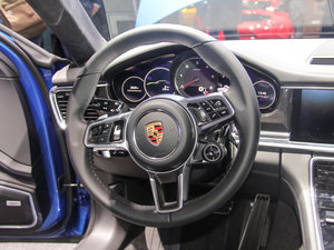 2017Turbo Sport Turismo п؅^