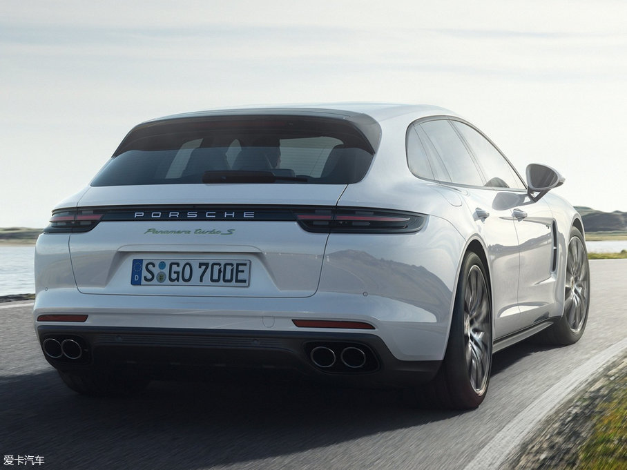 2018PanameraԴ Turbo S E-Hybrid Sport Turismo