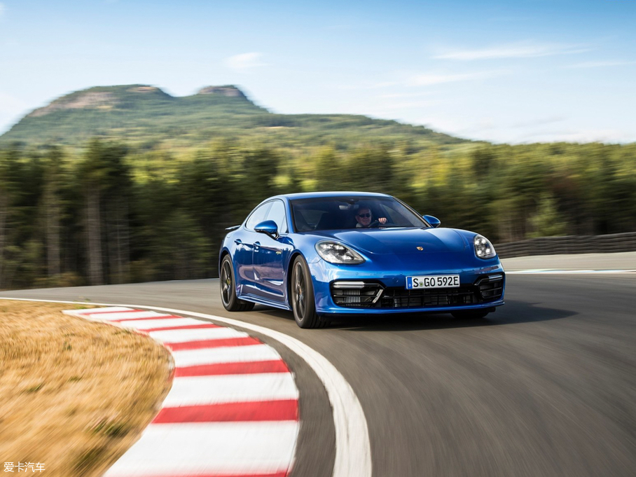 2017��Panamera����Դ Turbo S E-Hybrid