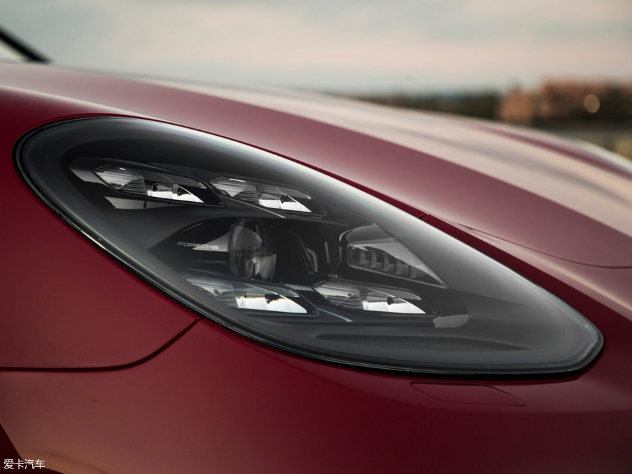 2018PanameraԴ Turbo S E-Hybrid Sport Turismo