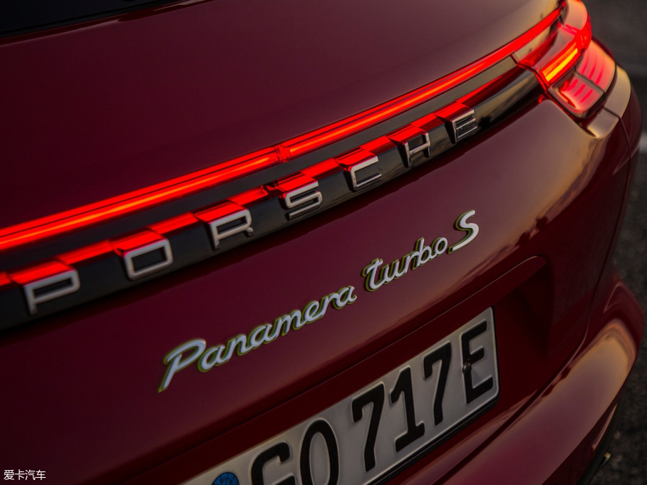 2018PanameraԴ Turbo S E-Hybrid Sport Turismo