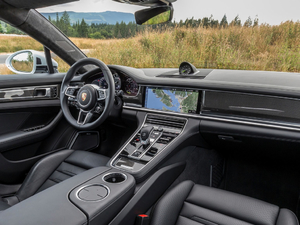 2017Turbo S E-Hybrid п؅^