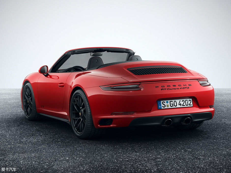 2017r911 Carrera 4 GTS Cabriolet