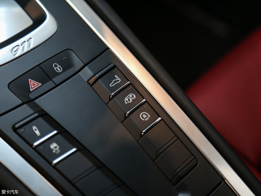 2017r(sh)911 Carrera