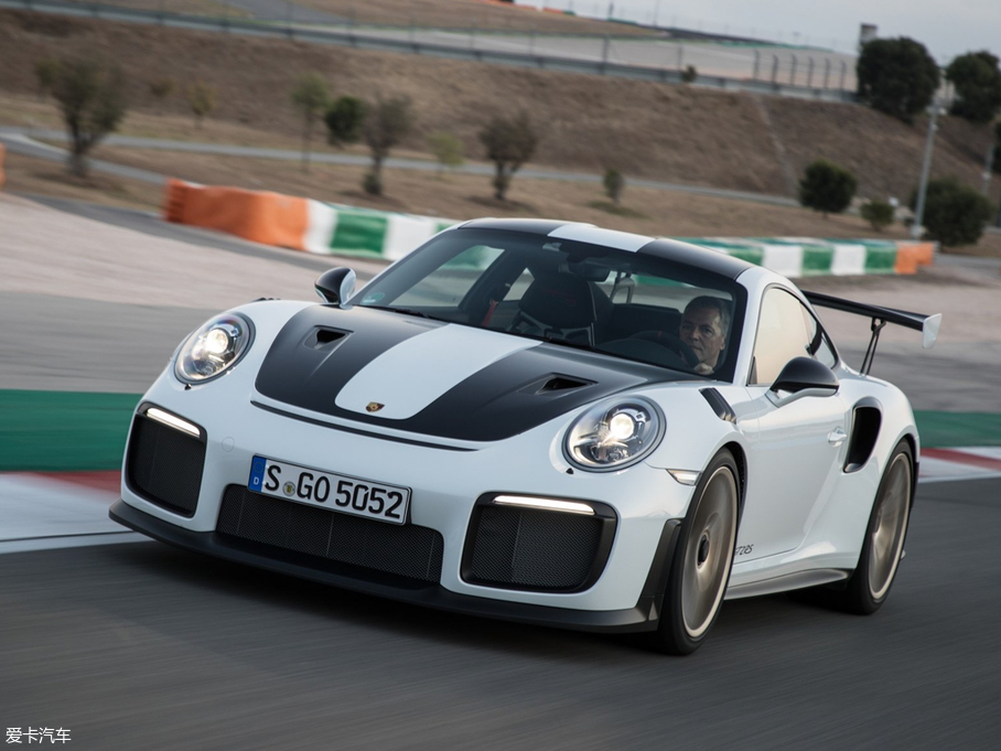 2017r(sh)911 GT2 RS