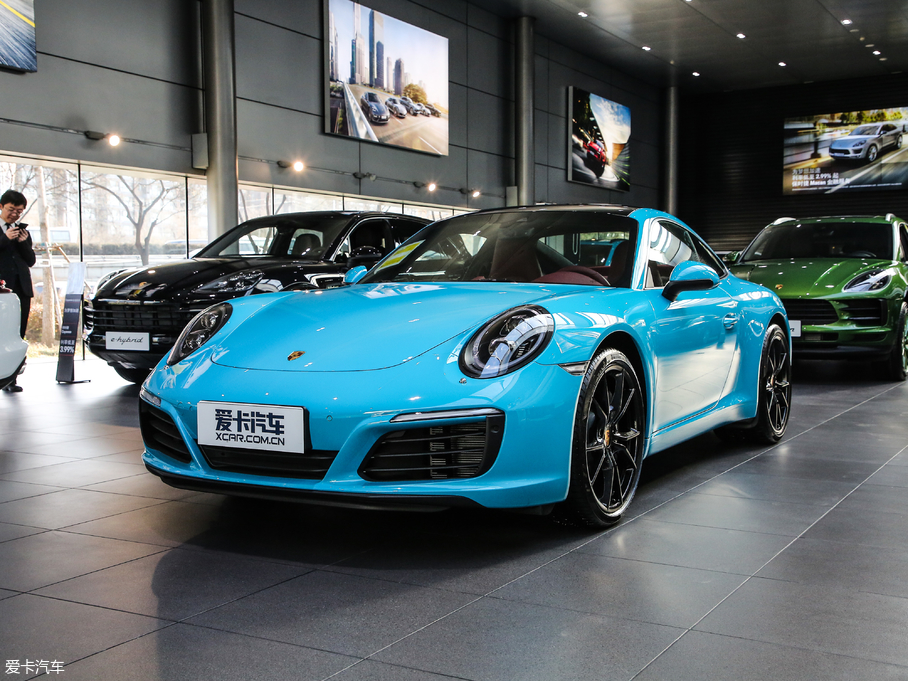 2017r(sh)911 Carrera