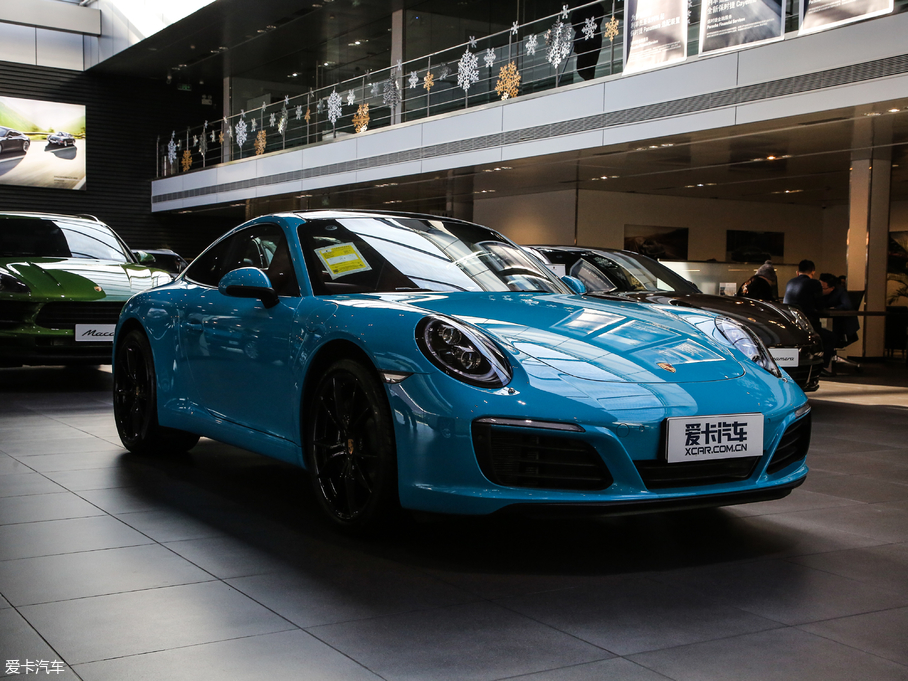 2017r(sh)911 Carrera