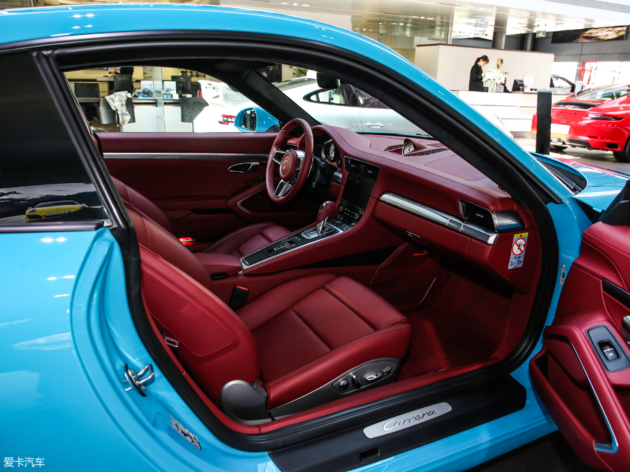 2017r(sh)911 Carrera