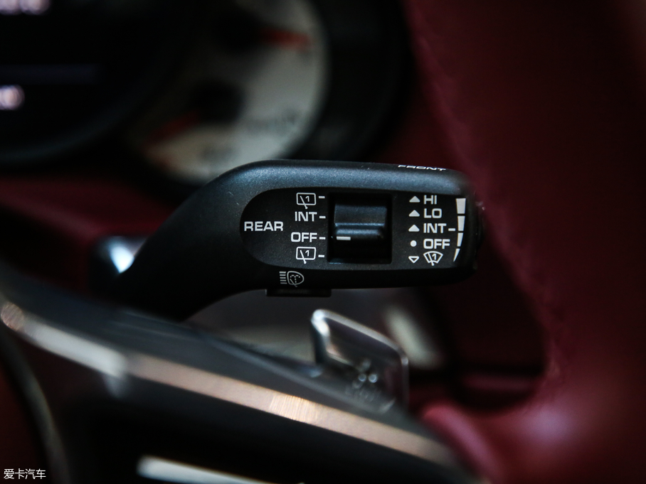 2017r(sh)911 Carrera