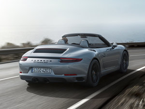 2017Carrera GTS Cabriolet w^