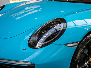 2017��Carrera �������^