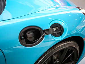 2017��Carrera �������^