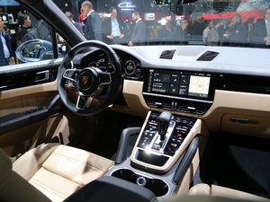 2018Turbo 4.0T п؅^(q)