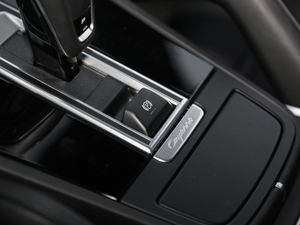 2018Turbo 4.0T v܇Ƅ