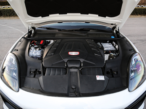 2018Turbo 4.0T l(f)(dng)C(j)