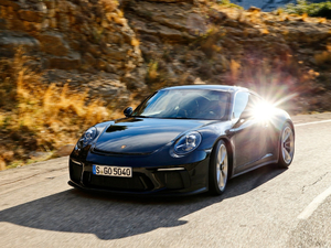 2018GT3 Touring Package w^