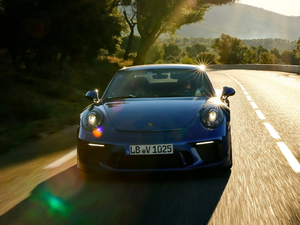 2018GT3 Touring Package w^