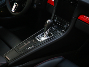 2018ޱrݿ 15޶ п؅^