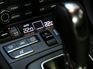 2018ޱrݿ 15޶ п؅^