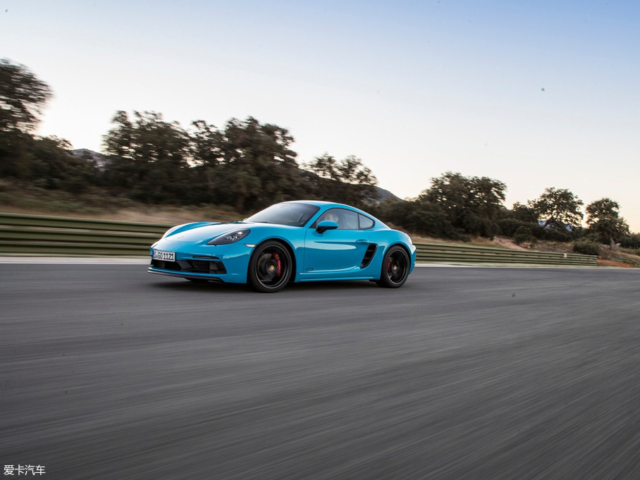 2018r718 Cayman GTS