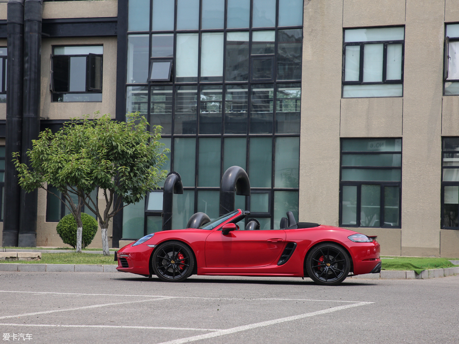 2018r718 Boxster S