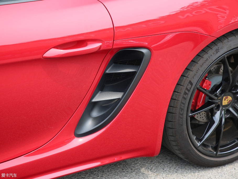 2018r(sh)718 Boxster S