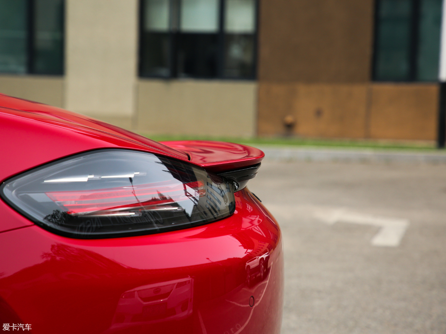 2018r(sh)718 Boxster S