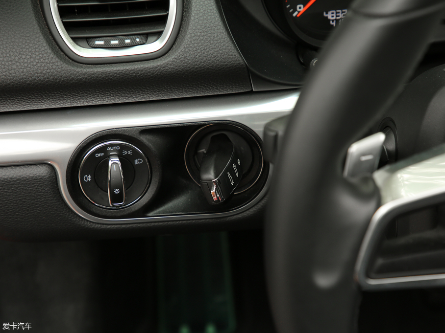 2018r(sh)718 Boxster S