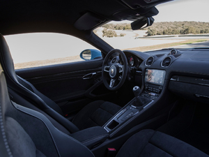 2018Cayman GTS п؅^