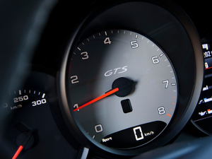 2018Cayman GTS п؅^