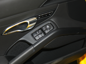 2018Boxster {܇ƅ^(q)	