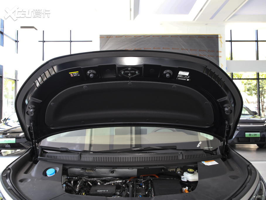 2025 DM-i 1.5T 180km ׿Խ