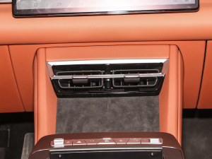 2025DM 200KM򌼤_Ş п؅^