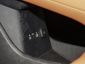 2025DM 200KM򌼤_Ş п؅^