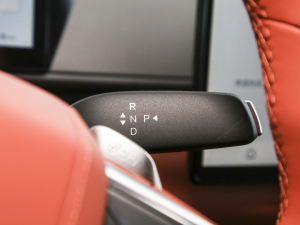 2025DM 200KM򌼤_Ş п؅^