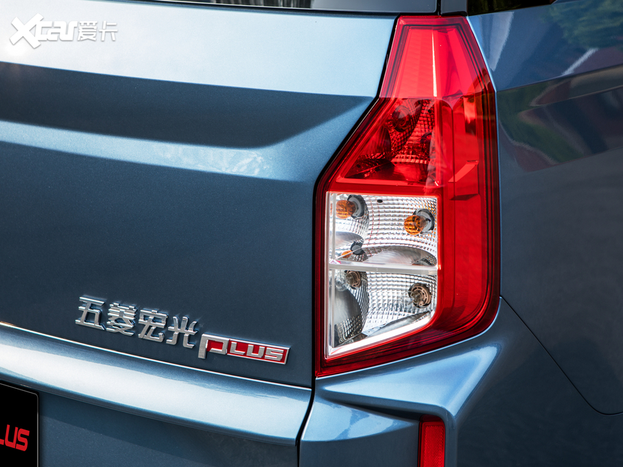 2020��������PLUS 1.5T �քӺ��A�� 7��