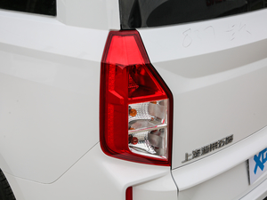 2020款1.5L 手动舒适型 7座 细节外观