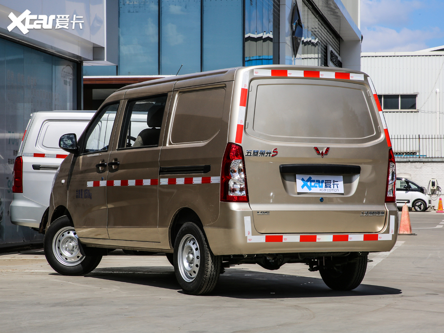 2020s ʽ\(yn)ݔ܇(ch) S 1.2L ք(dng)(bio)(zhn) 5