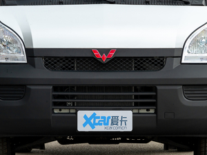 2020款1.5L 双排基本型 中网