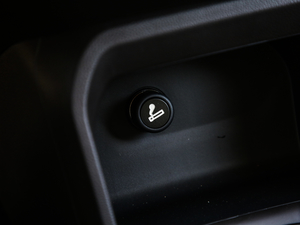 2020��1.2L ��ȡ�ͷⴰ܇ �п؅^