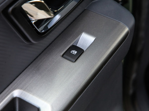 2021款1.5L 开拓型 空间座椅