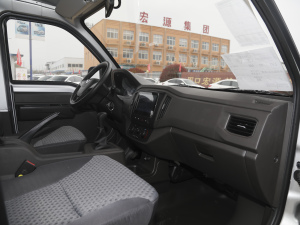 2021款汽车下乡版 1.8L 单排LV1 内饰全景