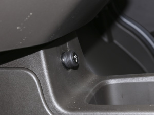 2021܇l 1.8L pLV0 п؅^